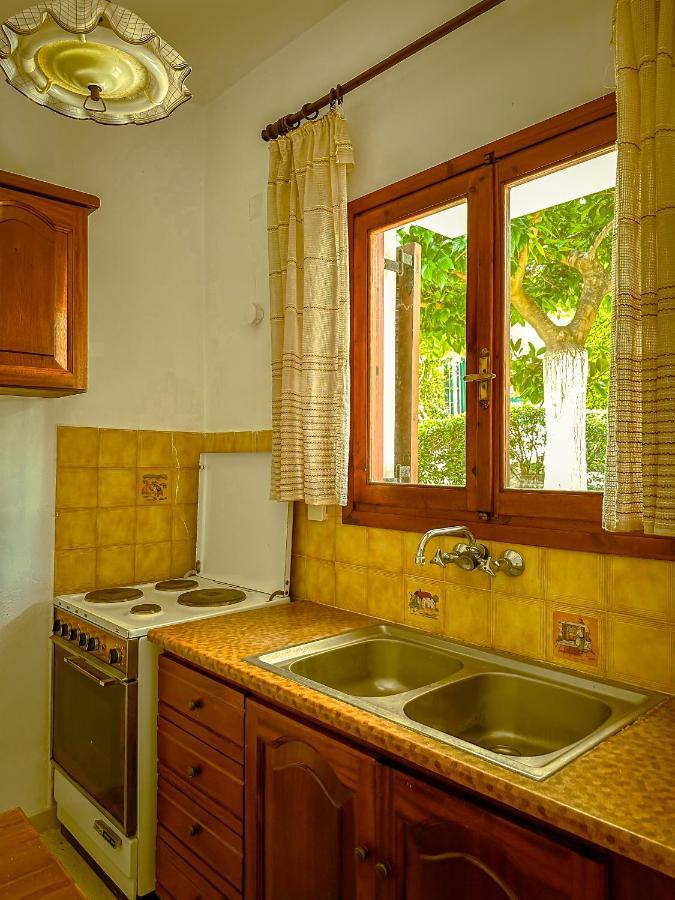 Katerina's Agios Stefanos Avliotes (Corfu)